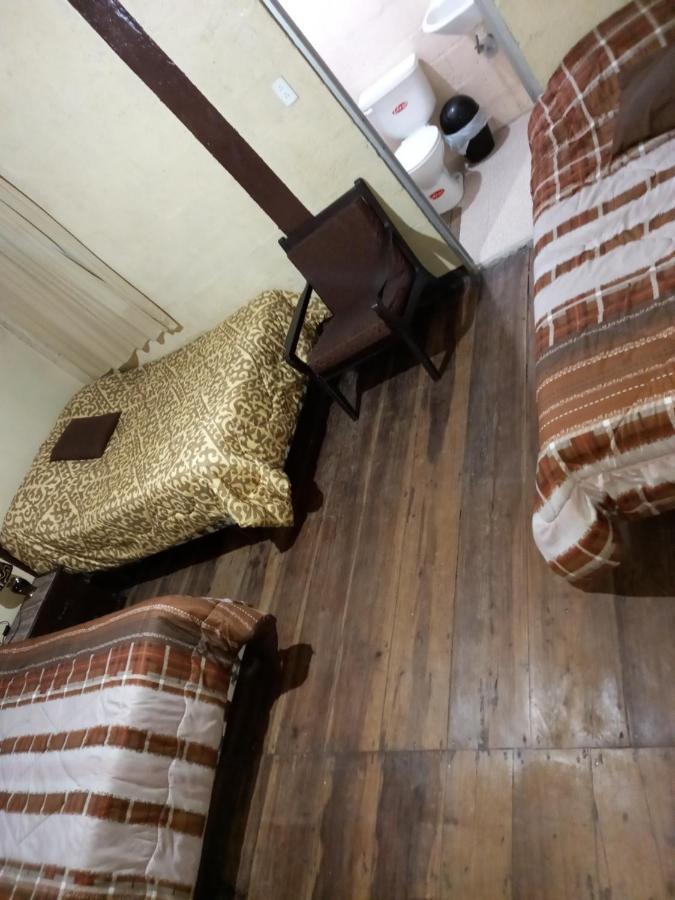 Montano Camping & Hostel Baños Екстериор снимка