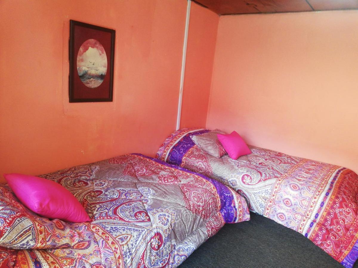 Montano Camping & Hostel Baños Екстериор снимка